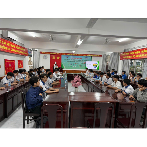 2. Ban Chủ tọa và sự tham gia của các đơn vị uy tín