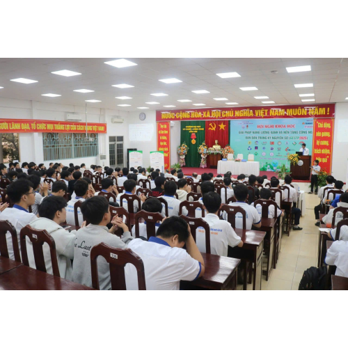 3. Báo cáo nổi bật và mô hình đào tạo thực tiễn