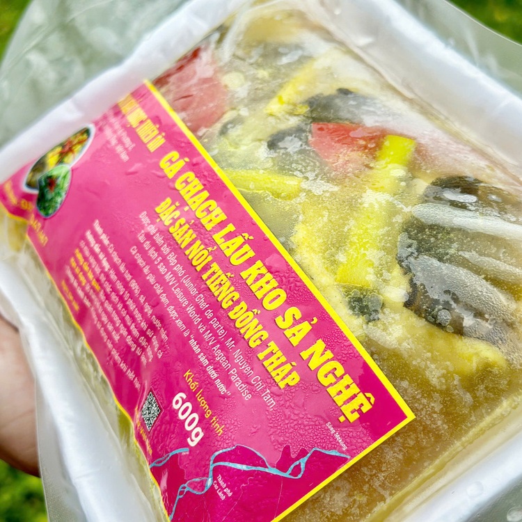 Cá chạch lấu nấu lẩu