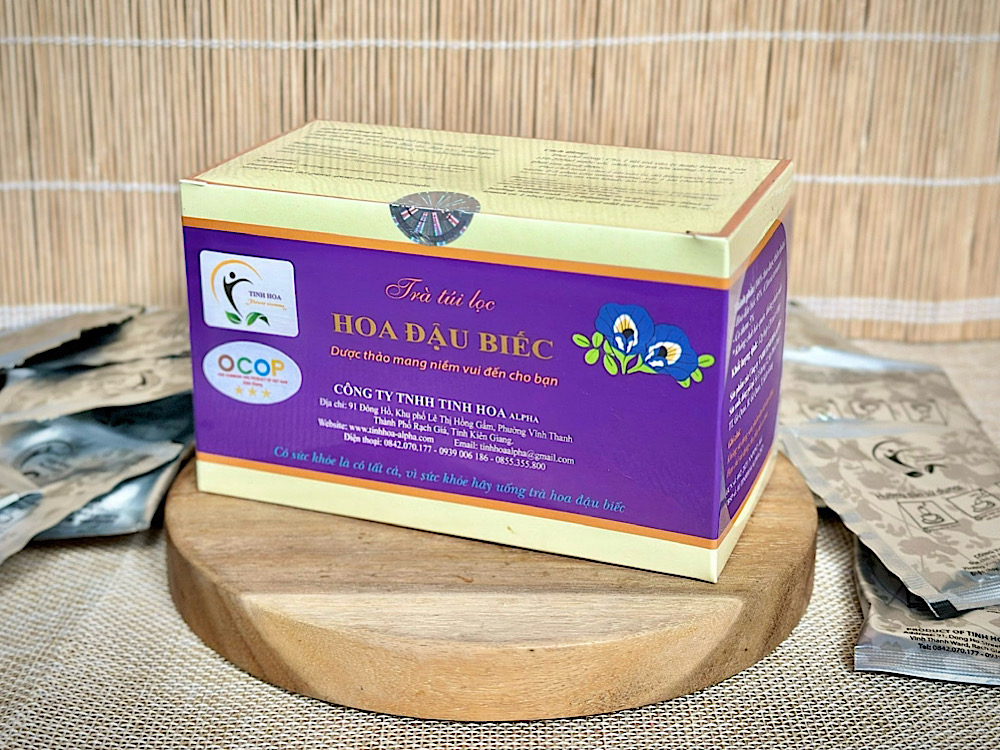 Hoa đậu biếc và chanh
