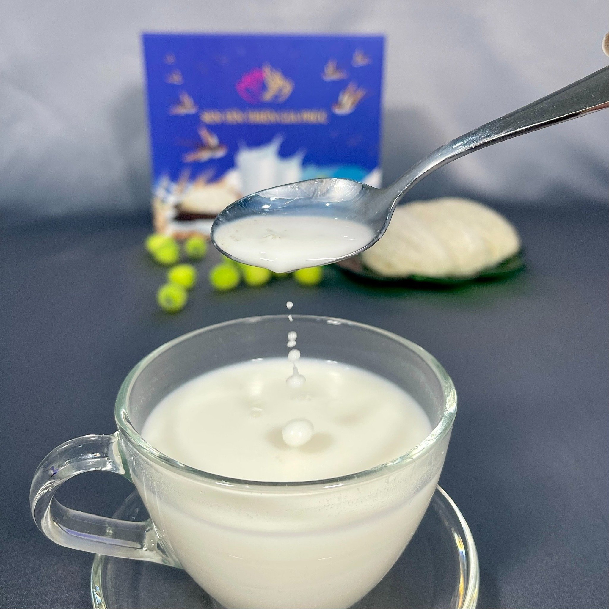 Phụ nữ muốn làm đẹp da