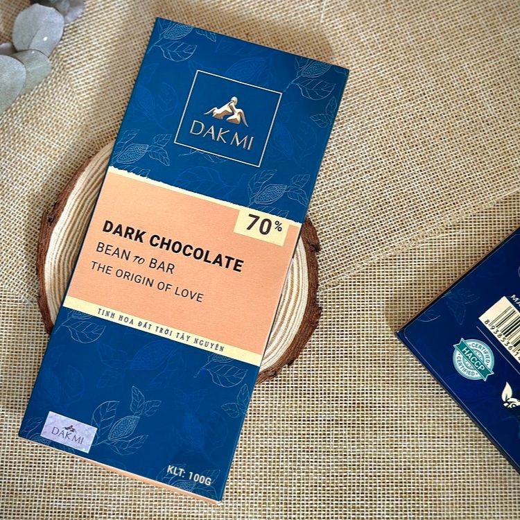 Dark Chocolate 70% Dakmi Farm là gì?