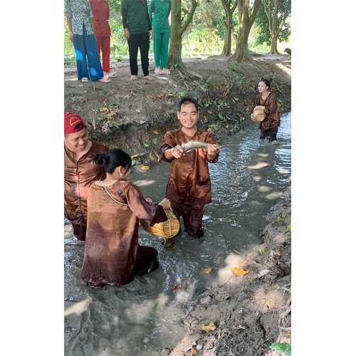 Nơm Bắt Cá Đồng