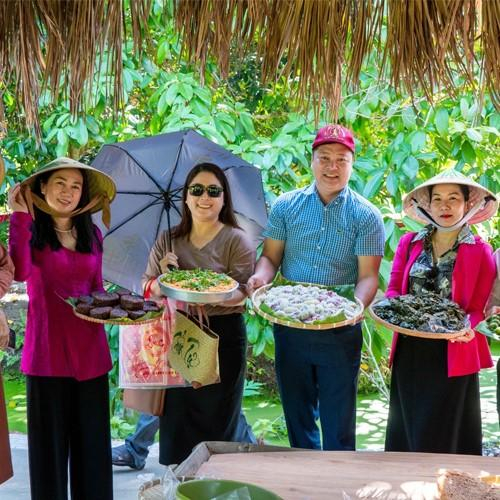 Bánh Dân Gian – Linh Hồn Ẩm Thực Miền Tây Tại Khu Du Lịch Tuấn Tường