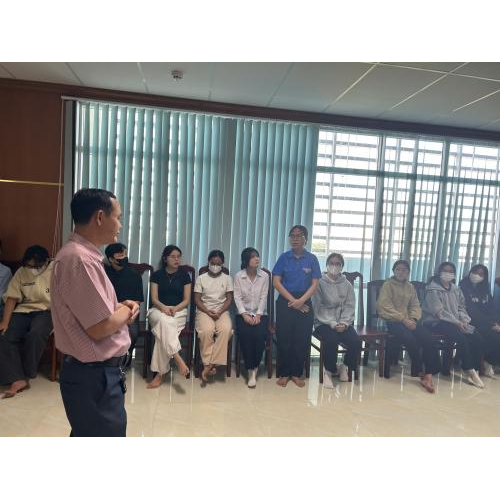 Trao Đổi Với Chuyên Gia Về Vấn Đề Biến Đổi Khí Hậu