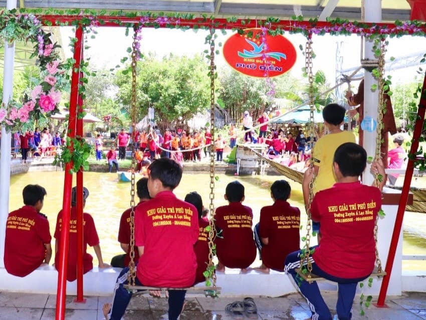 Đội ngũ nhân viên chuyên nghiệp, tận tình