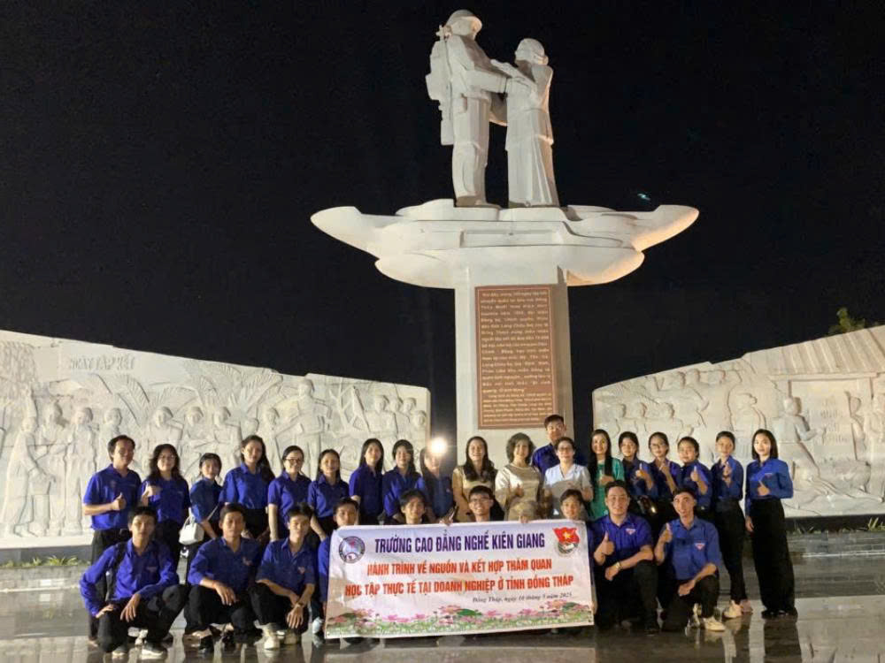 Tình thần đoàn kết dấu ấn tuổi trẻ