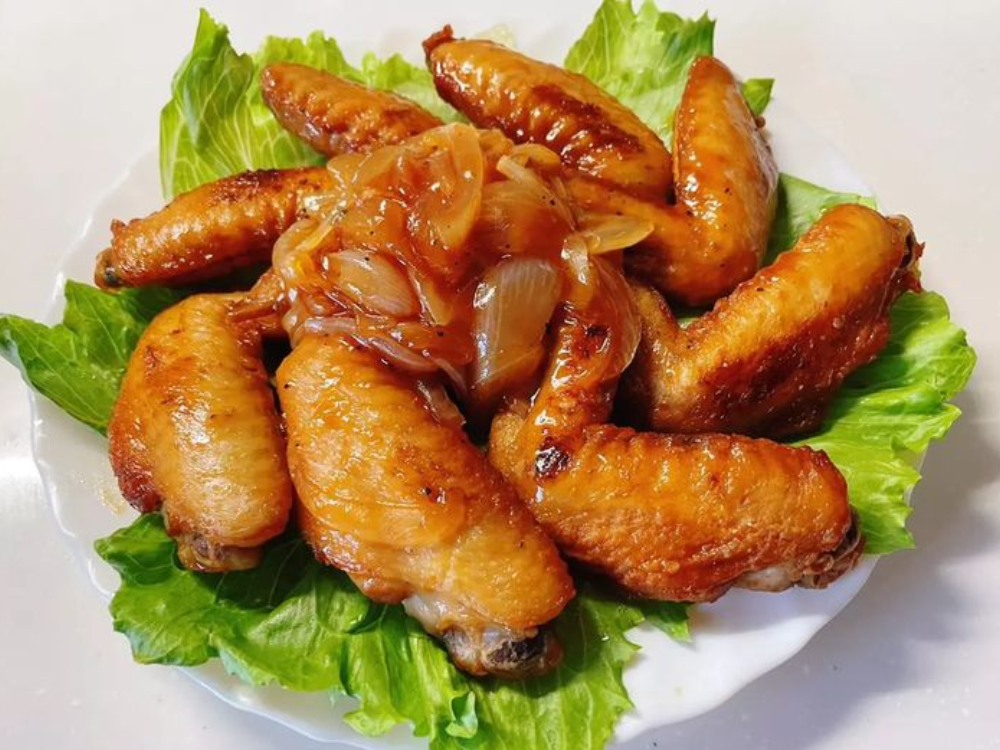 10. Cánh gà chiên nước mắm