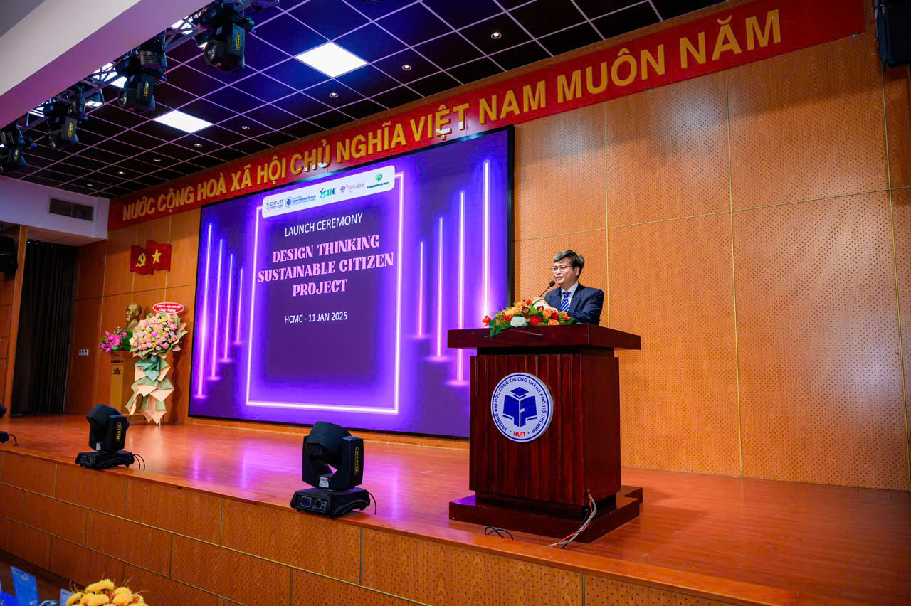 TS. Thái Doãn Thanh – P. Hiệu trưởng Trường Đại học Công Thương TP. HCM (HUIT) phát biểu khai mạc sự kiện ra mắt Dự án Công dân Bền vững