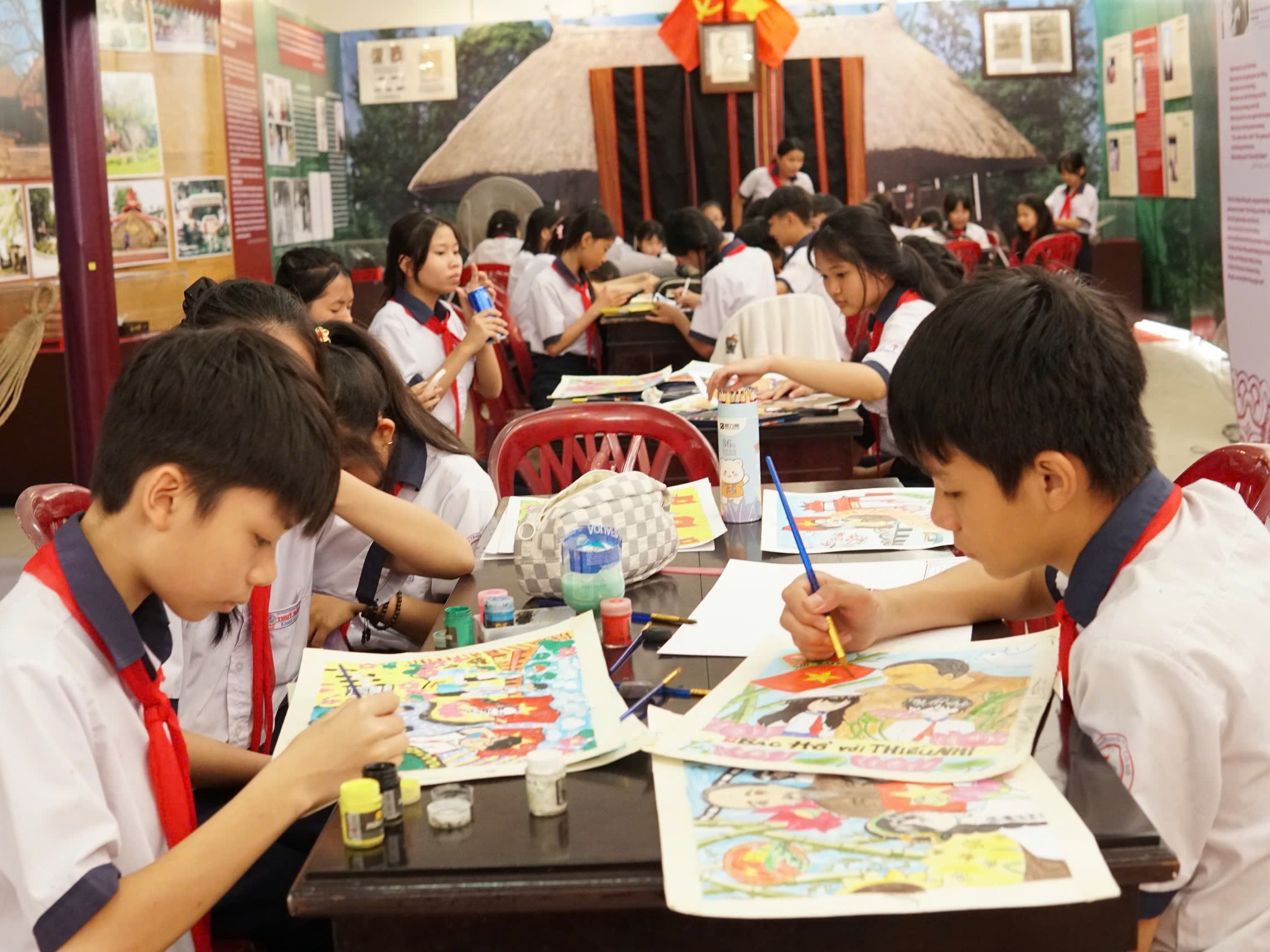 Trung tâm Hoạt động Thanh thiếu nhi thành phố Huế