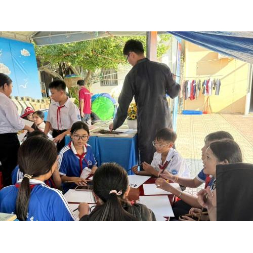 Lan tỏa văn hóa sách học đến cộng đồng biển đảo