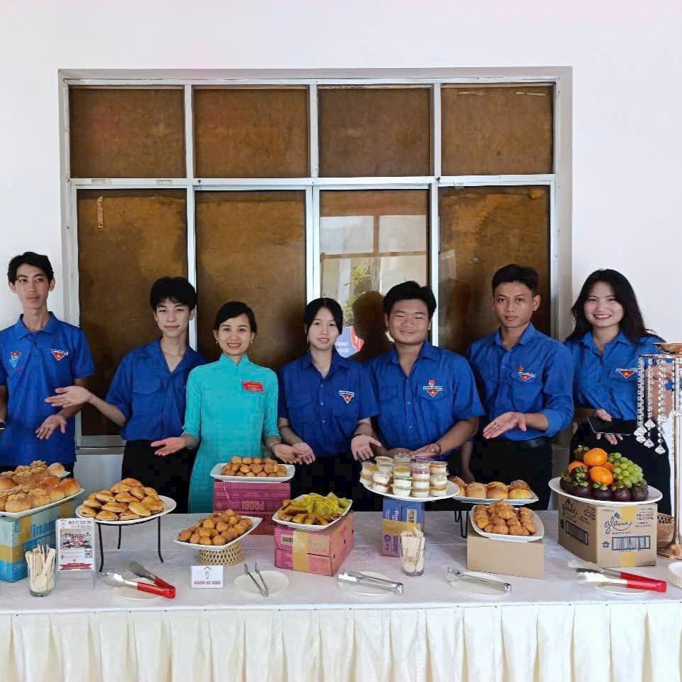 Tiêu Chuẩn Vận Hành & Đào Tạo Đội Ngũ