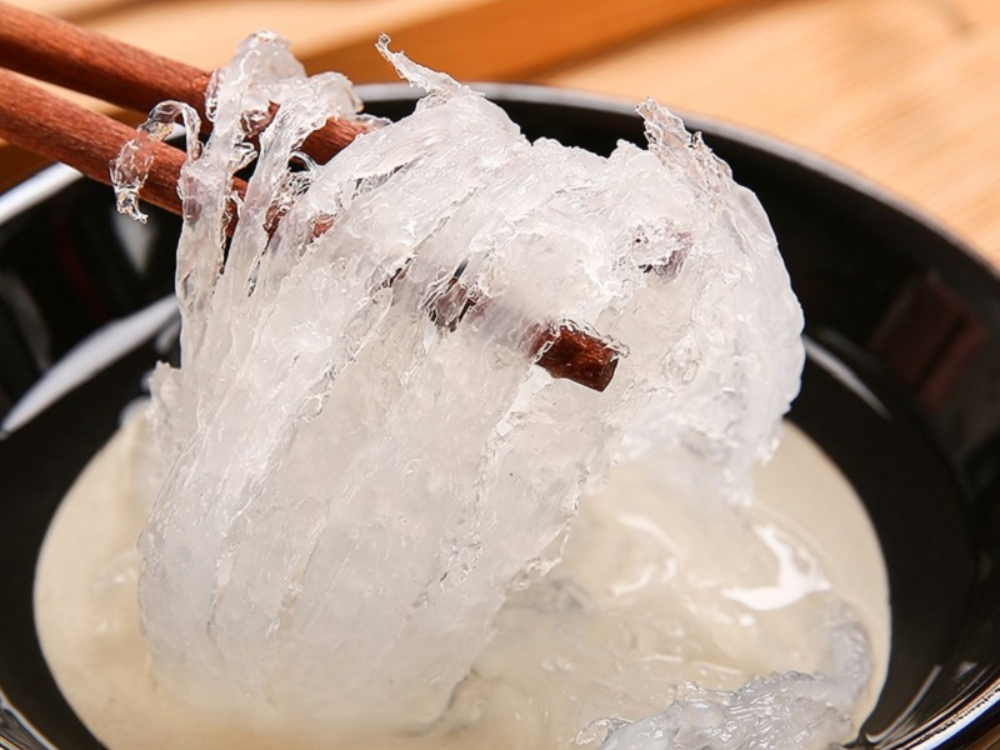 Yến tươi là gì? Đặc điểm nhận biết