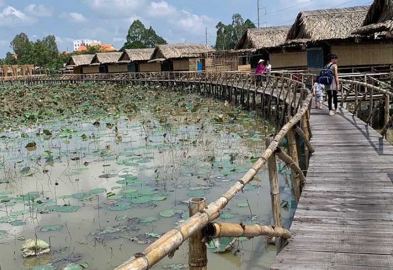 Giới thiệu đôi nét về nhà hàng Hương Quê