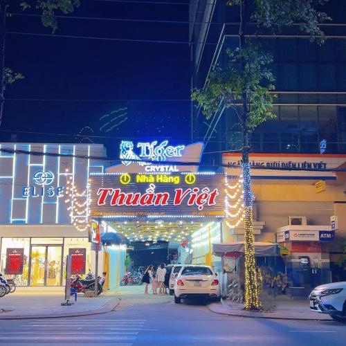 Nhà Hàng Thuần Việt