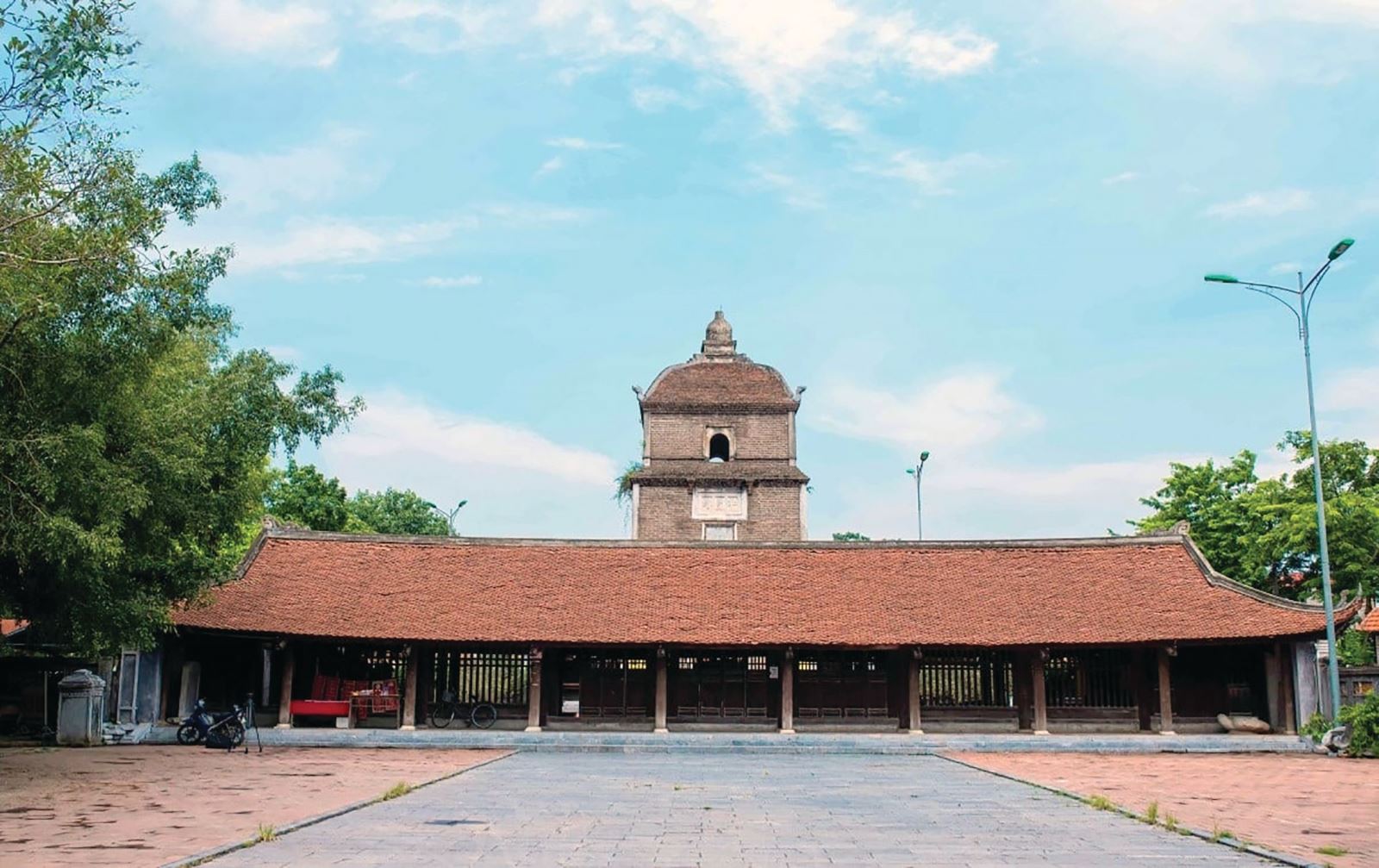Chùa Dâu và Tứ Pháp