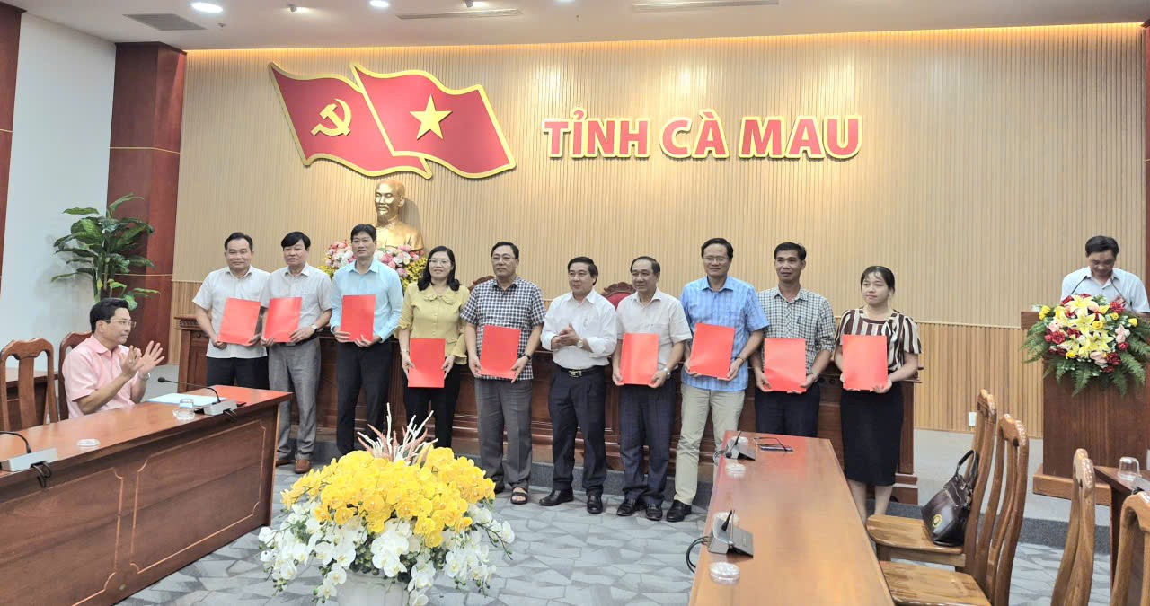 Thành lập Đảng bộ Bảo hiểm xã hội tỉnh Cà Mau – Bước ngoặt trong công tác xây dựng Đảng