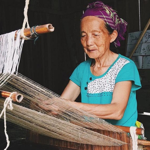 Làng Dệt Thổ Cẩm Y Brocade