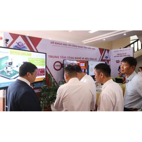 Sôi động Ngày hội AI tại Điện Biên