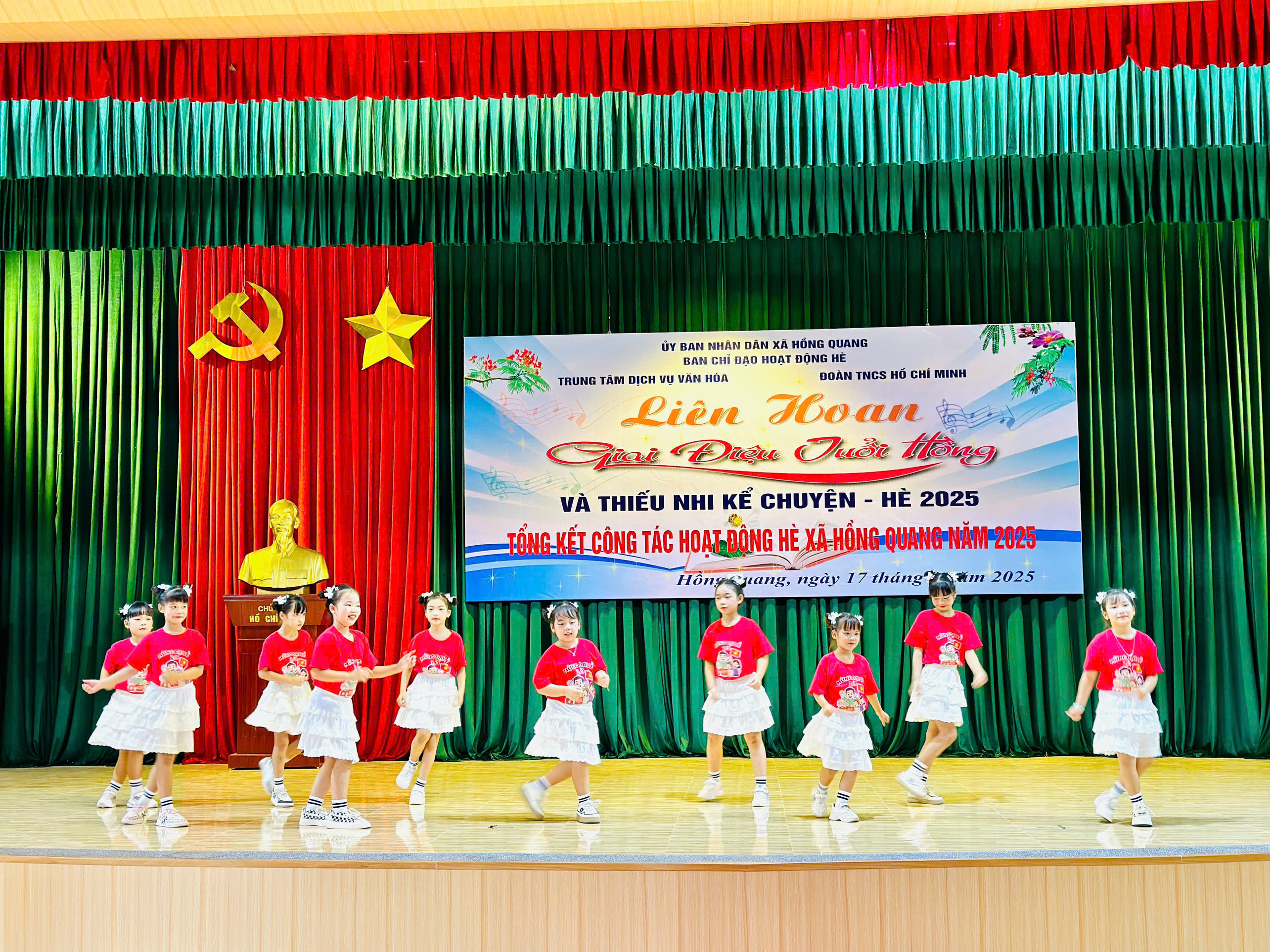 Liên hoan giai điệu tuổi hồng, thiếu nhi kể chuyện hè và Tổng kết công tác hoạt động hè xã năm 2025