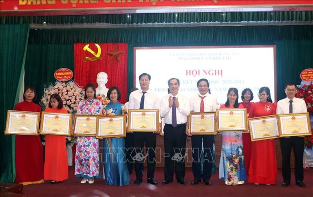 Hưng Yên tập trung khắc phục tình trạng thiếu giáo viên, triển khai nhiệm vụ năm học 2024–2025