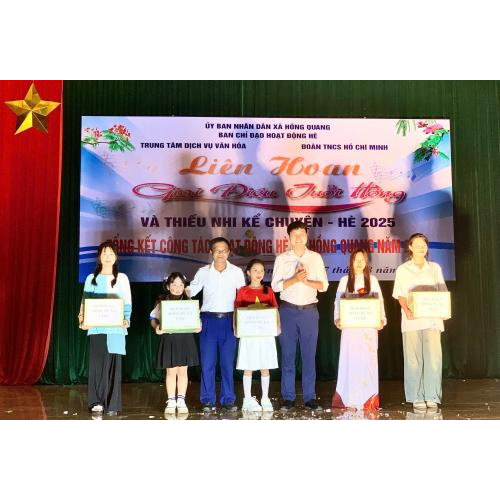 Liên hoan giai điệu tuổi hồng, thiếu nhi kể chuyện hè và Tổng kết công tác hoạt động hè xã năm 2025