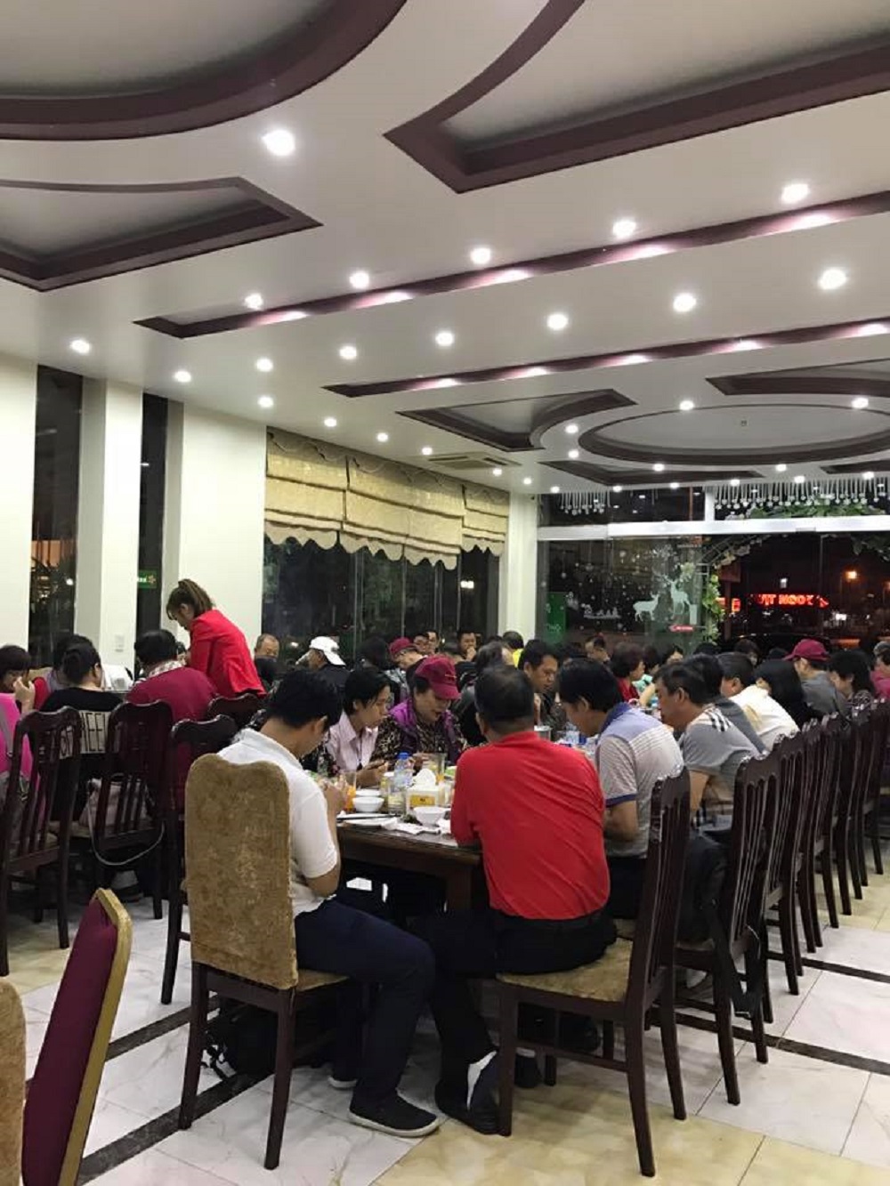 1. Tổng quan về Gio Bien Restaurant Hai Phong