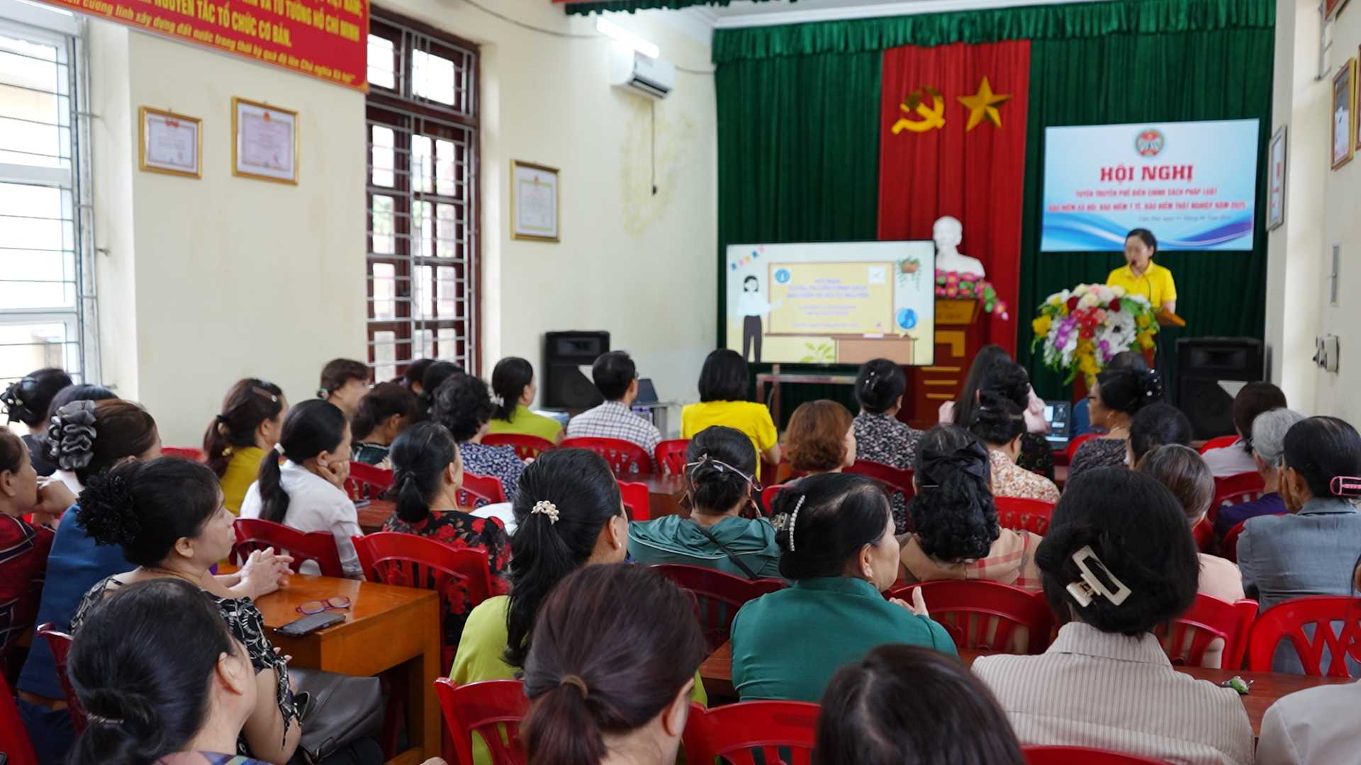 Quảng Ninh tuyên truyền điểm mới Luật BHXH, BHYT 2024 – Khuyến khích tham gia BHXH tự nguyện, BHYT hộ gia đình