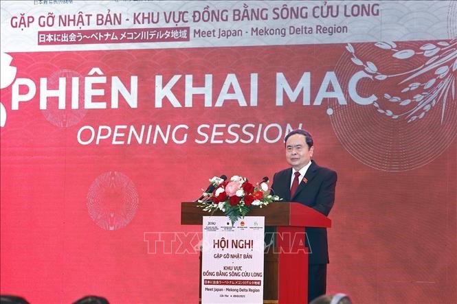 Tăng cường chuyển giao công nghệ và đào tạo nhân lực