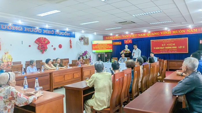 Đội ngũ cán bộ