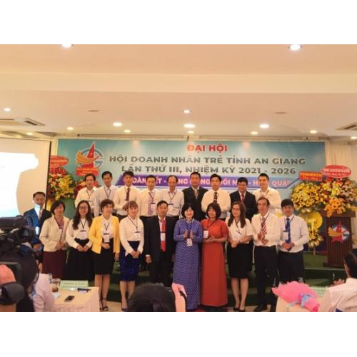 Ra mắt Ban Chấp hành Hội Doanh nhân trẻ An Giang khóa III