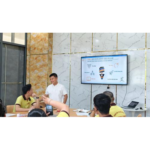 Giảng viên nhiều kinh nghiệm – Chia sẻ từ thực tiễn nghề