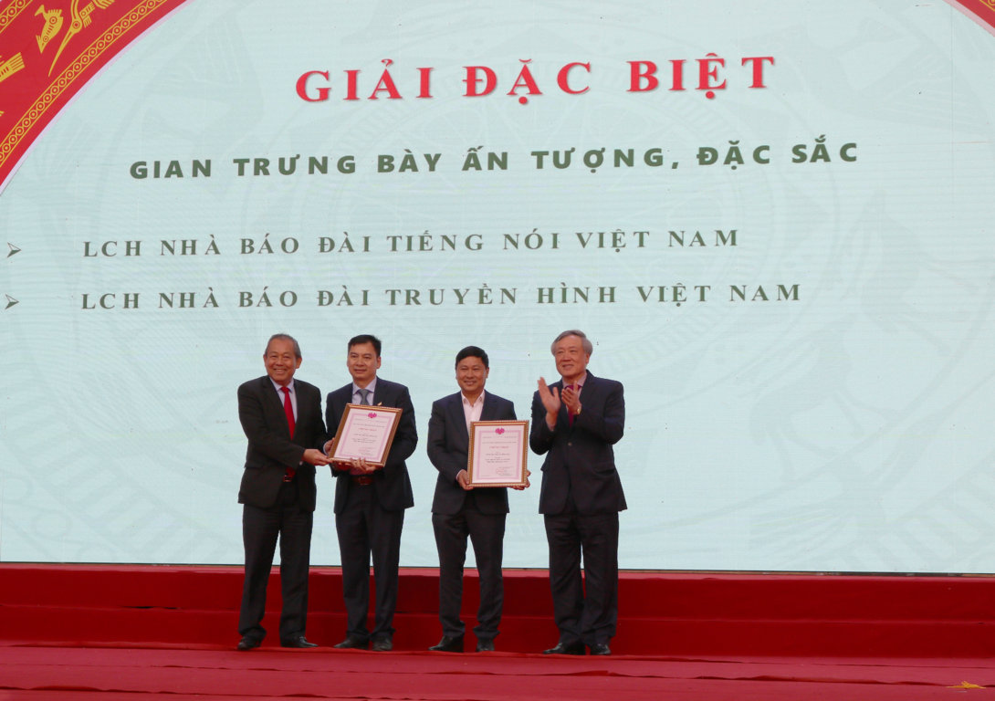 Phó Thủ tướng Trương Hòa Bình bế mạc Hội Báo toàn quốc 2019