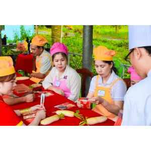 Không khí khai giảng lớp học đặc biệt