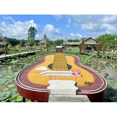 Tham quan Check-ịn với nhiều tiểu cảnh