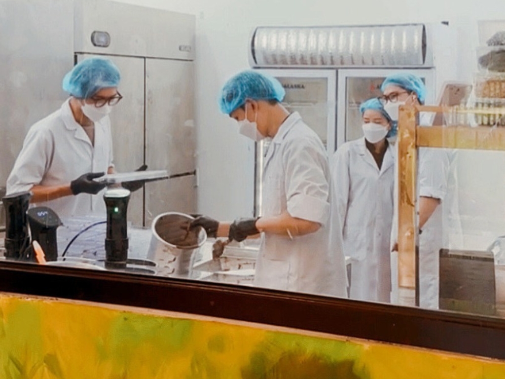 The “Bean to Bar” Craftsmanship