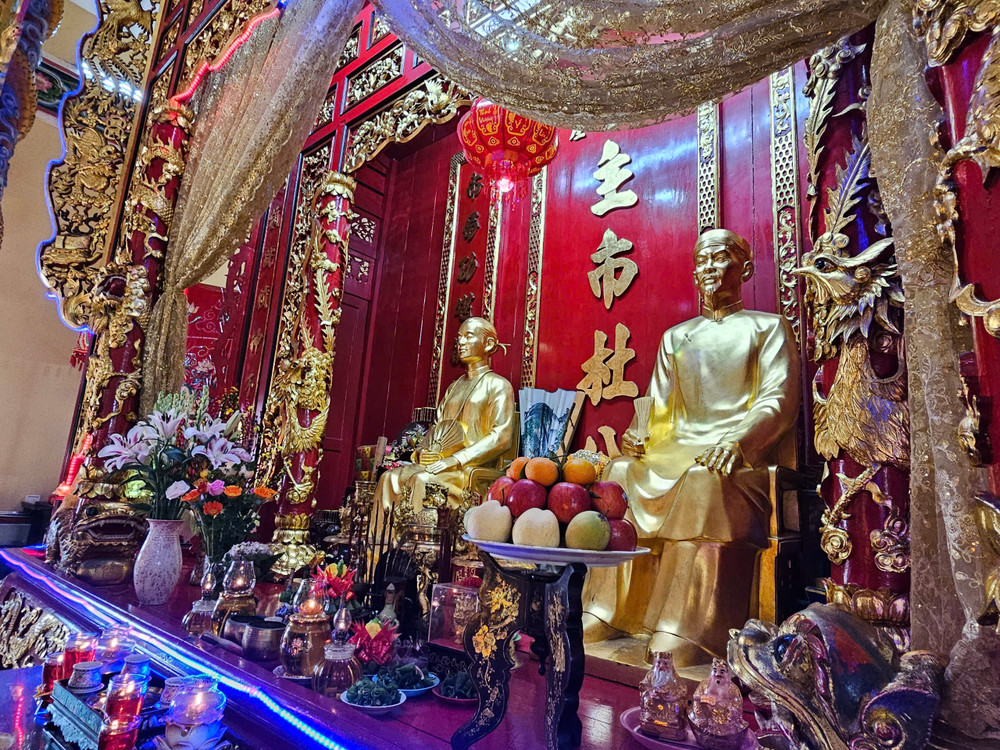 Trải nghiệm du lịch tâm linh độc đáo: Cầu Gì Ở Đền Cụ Lãnh?