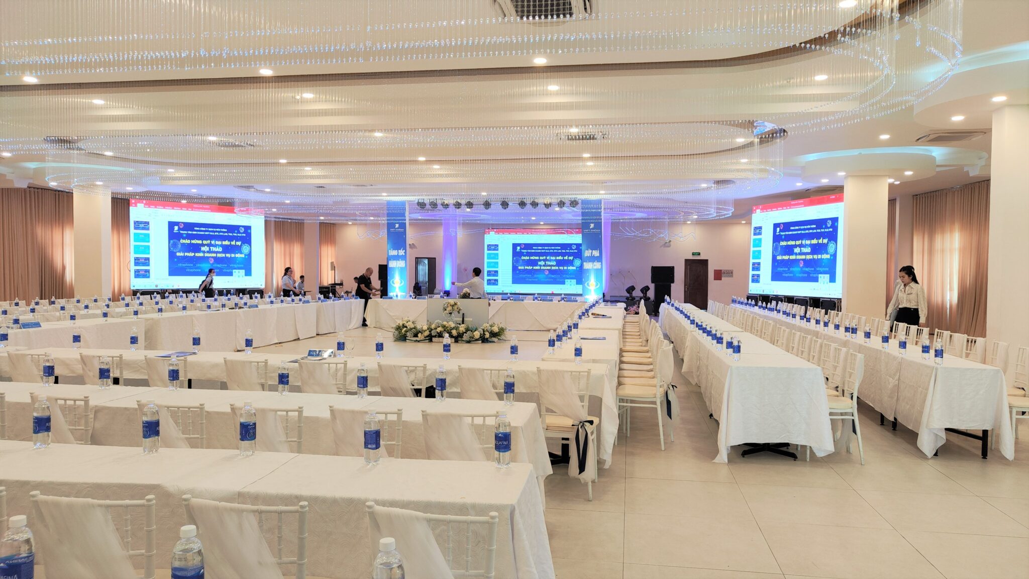 Sinh nhật hội nghị