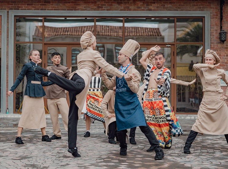 Quảng trường Nụ hôn - Tâm điểm mùa Lễ hội