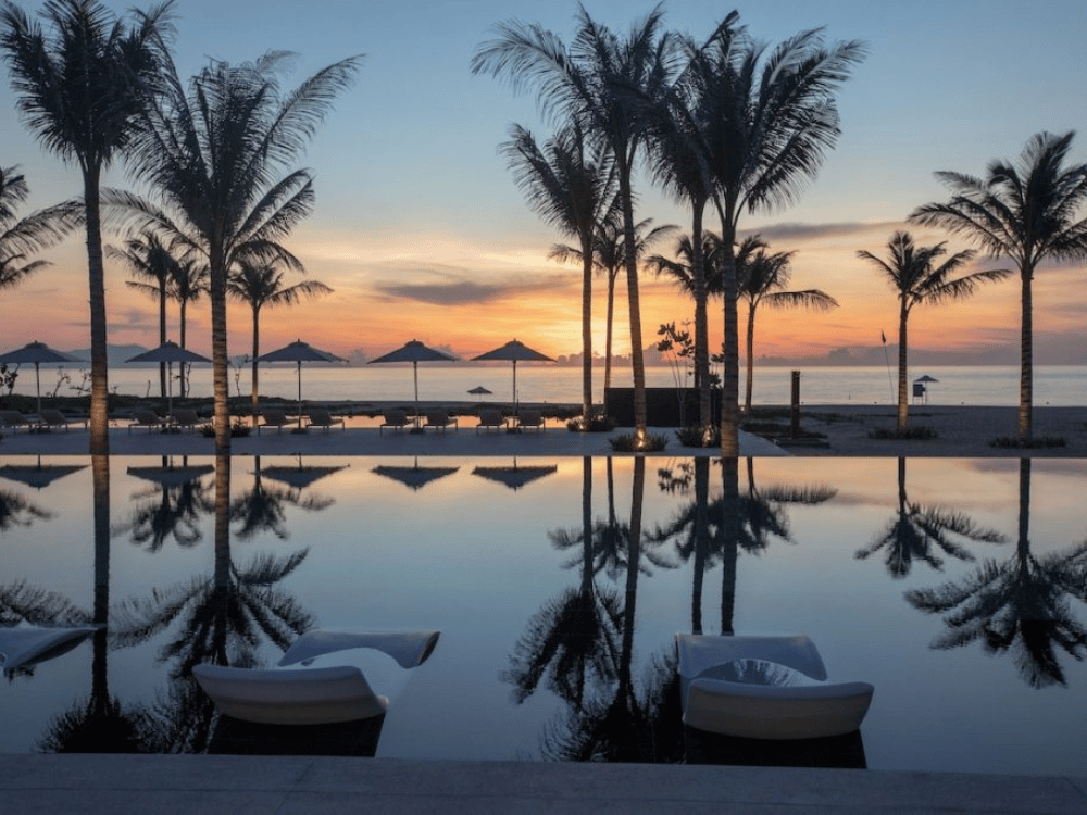 Thông tin liên hệ & đặt phòng