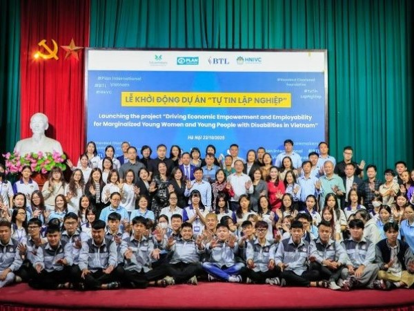 Khởi động dự án