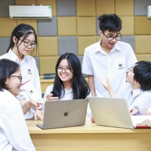 Nghiên Cứu Các Yếu Tố Ảnh Hưởng Đến Định Hướng Phát Triển Nghề Nghiệp Của Sinh Viên Ngành Quản Trị Khách Sạn, Trường Đại Học Công Nghiệp Hà Nội