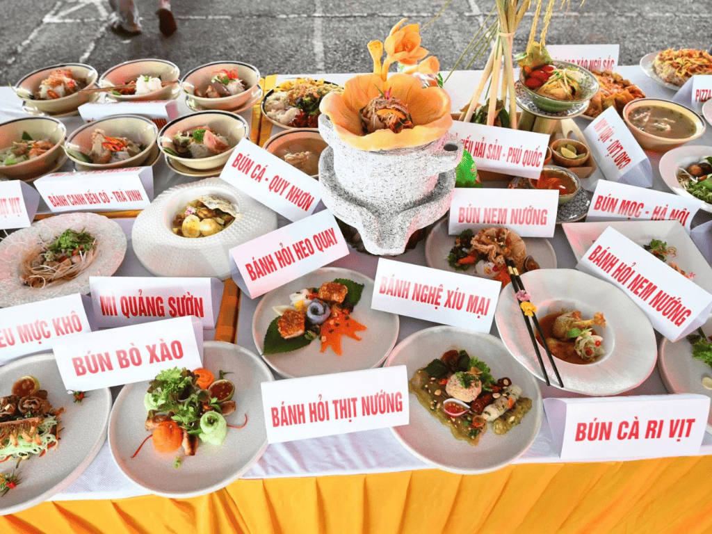 Kỷ lục 100 món ngon từ sợi gạo Nguyễn Bính