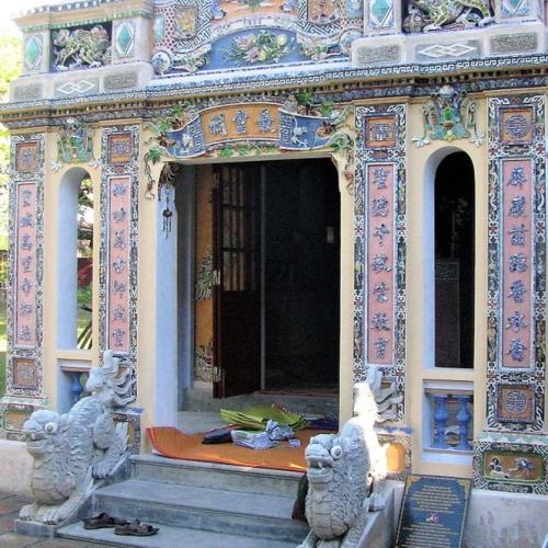 Dự Án Bảo Tồn Đền Tối Linh Từ