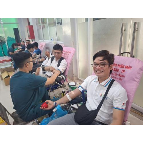 Doanh nghiệp vận động 600 lao động hiến máu