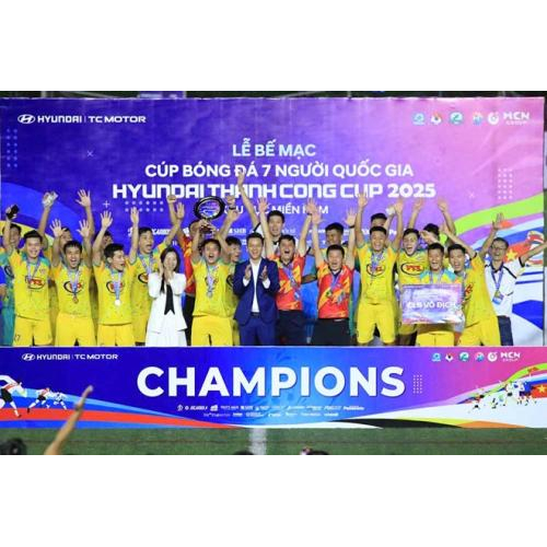 Thép Việt Thắng vô địch Cúp bóng đá 7 người Quốc gia 2025 khu vực miền Nam