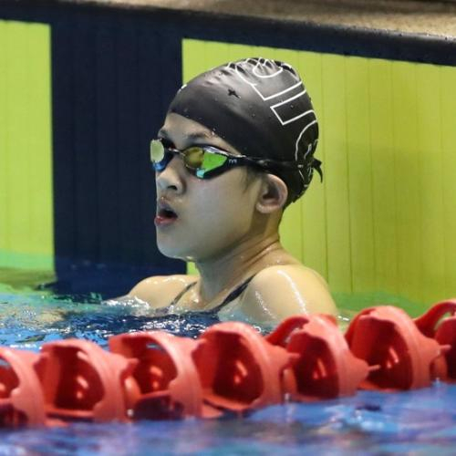 Tiểu Ánh Viên Nguyễn Thúy Hiền Phá Hai Kỷ Lục Quốc Gia