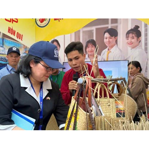 Các Hoạt Động Nổi Bật Trong Khuôn Khổ Ngày Hội.