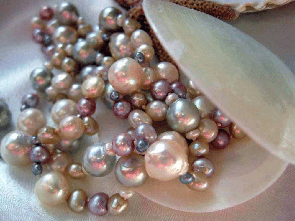 Ngọc trai tôn vinh vẻ đẹp tự nhiên và sự nữ tính