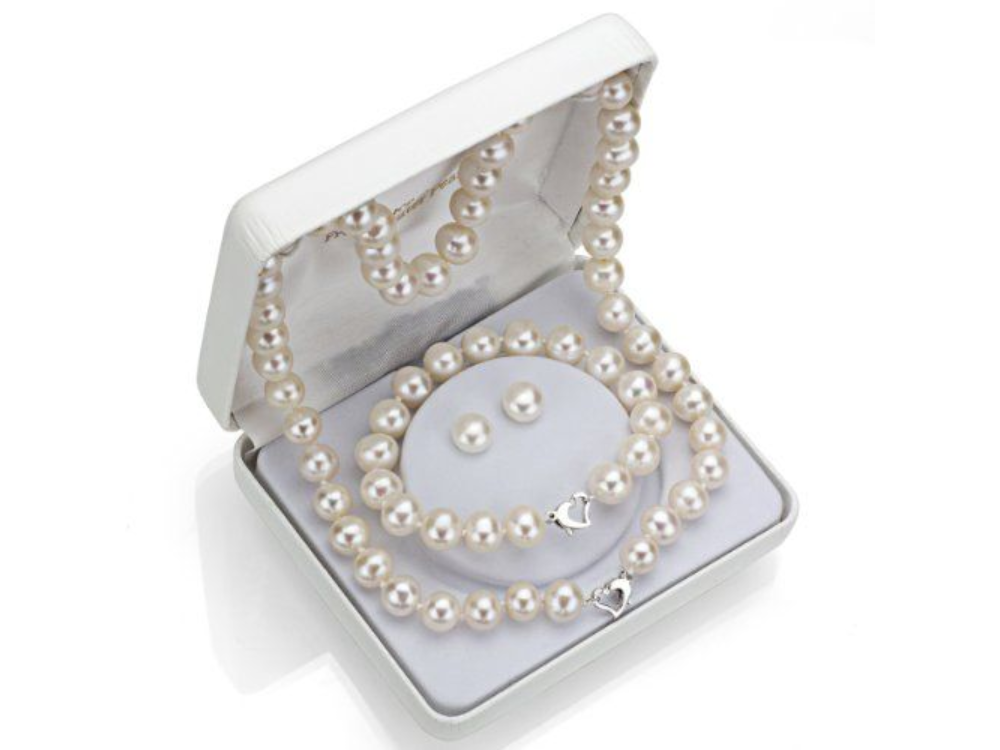 Trên 40 tuổi: Sang trọng, quý phái và khí chất